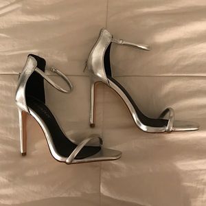 Liliana Elegance - Silver