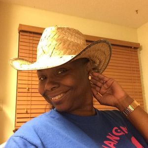 Meet your Posher, Stacey