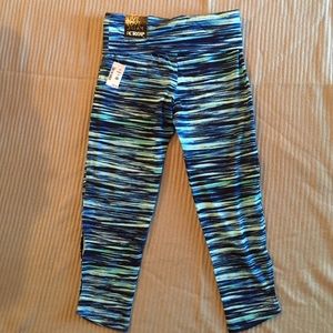 Aeropostale Live Love Dream Yoga Crops