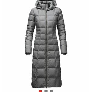 Medium Women's North Face coat/ jacket