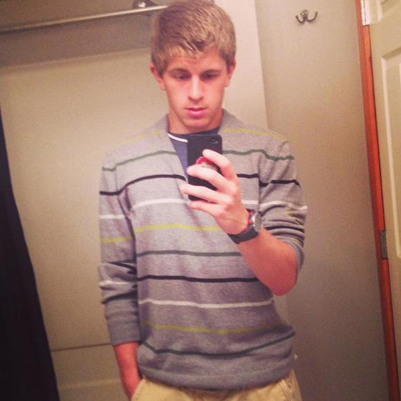 Meet your Posher, Dylan - Picture 1 of 1