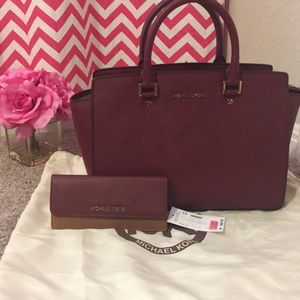 Michael Kors burgundy large Selma tote