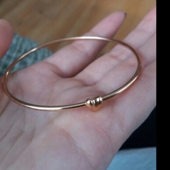 🆕 (K12) Heart Gold Bracelet 2 bracelets - Picture 2 of 2