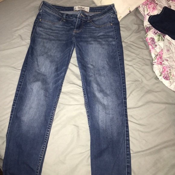 Hollister skinny jeans size 5
