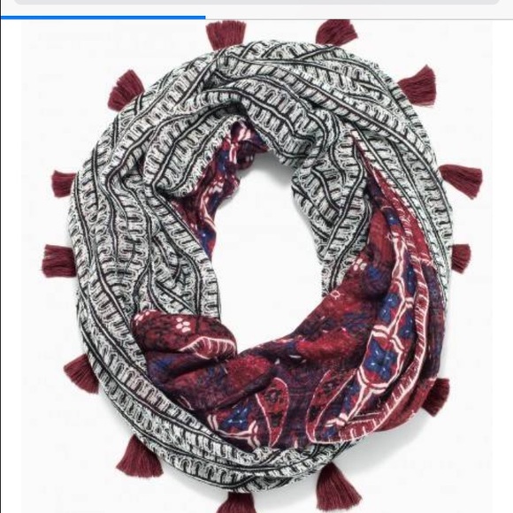 Stella & Dot Reversible Infinity Scarf