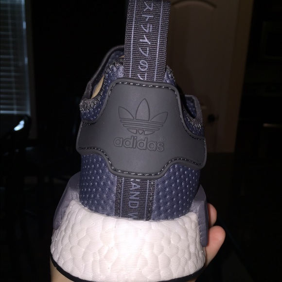 ADIDAS NMD R1 size 9.5 - Picture 2 of 4