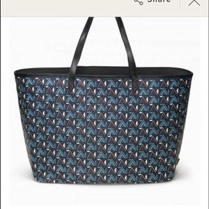 Stella & Dot Reversible Voyage Tote