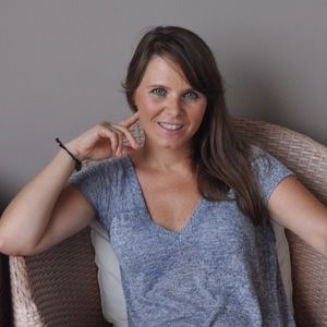 Meet your Posher, Ewa