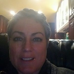 Meet your Posher, Jodi