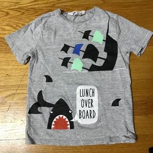Size 7 H&M Tshirt