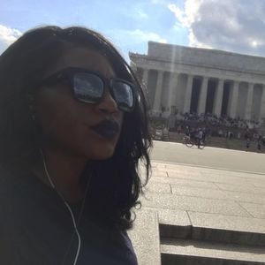 Meet your Posher, Candace