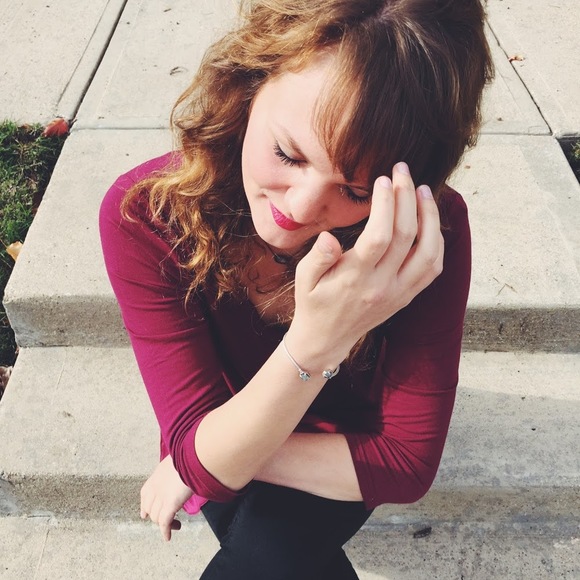 Meet your Posher, Savannah - Picture 1 of 1