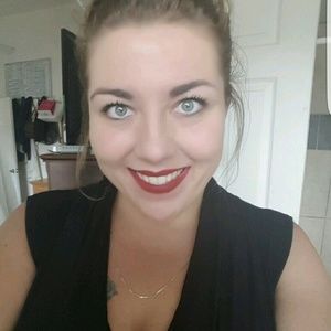 Meet your Posher, Erica