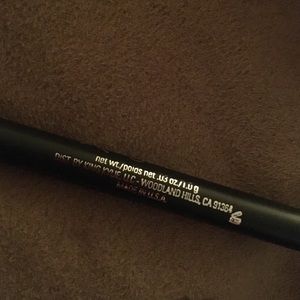 Dirty peach lip liner