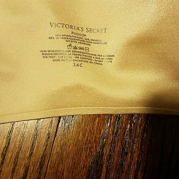 VS bra - Picture 2 of 2