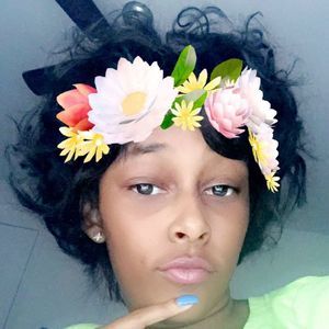 Meet your Posher, Jadea