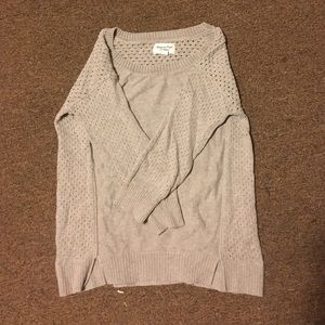 Quarter sleeve American Eagle sweater