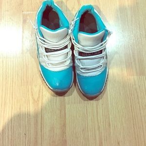 They fit me anymore.