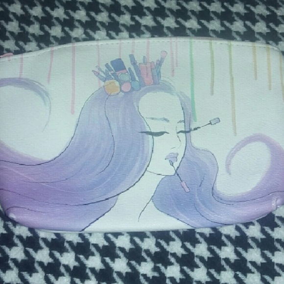 Ipsy makeup bag