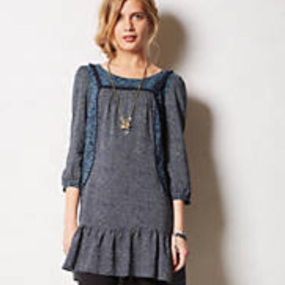 Holding Horses Paix Tunic