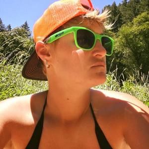 Meet your Posher, Tina