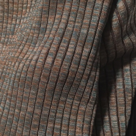 NWT ZARA SWEATER - Picture 3 of 4