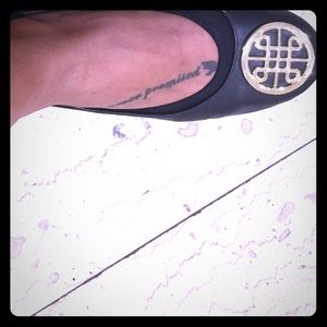 AUDREY BROOKE Black flats!!! Very comfy!