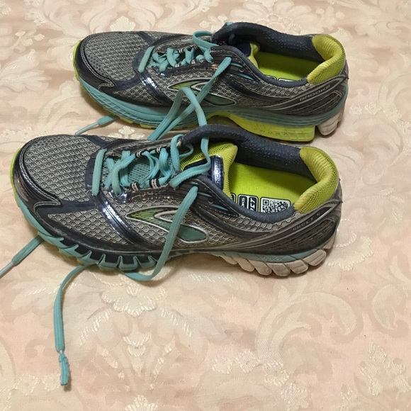 Burch S Brooks Addiction Women S Running Shoes Burch S Brooks Addiction Women S Running Shoes