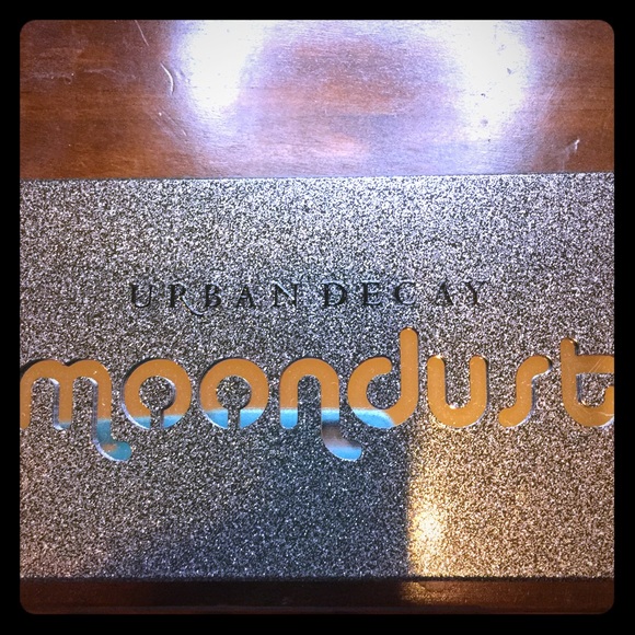 Like new. Urban Decay Moondust Palette