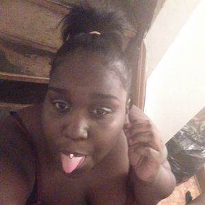 Meet your Posher, Ebony