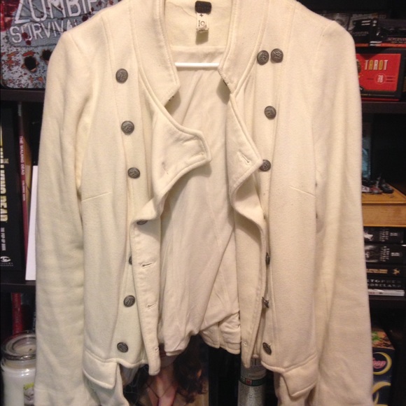 Cream jacket - Picture 2 of 3