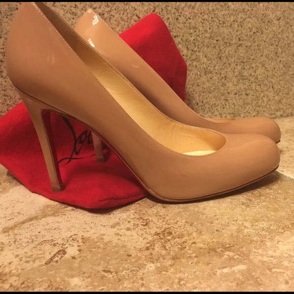Christian Louboutin Simple Pump Nude with dust bag