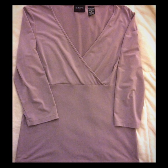 NY & Co V Neck Top