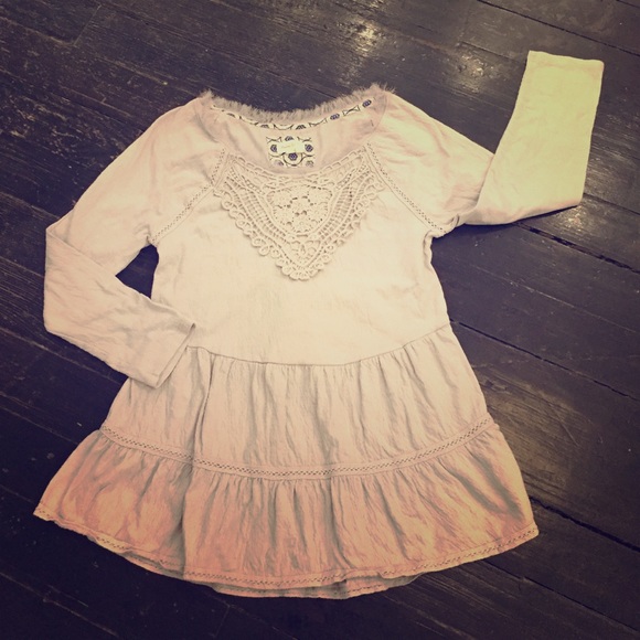 Light gray top by Anthropologie