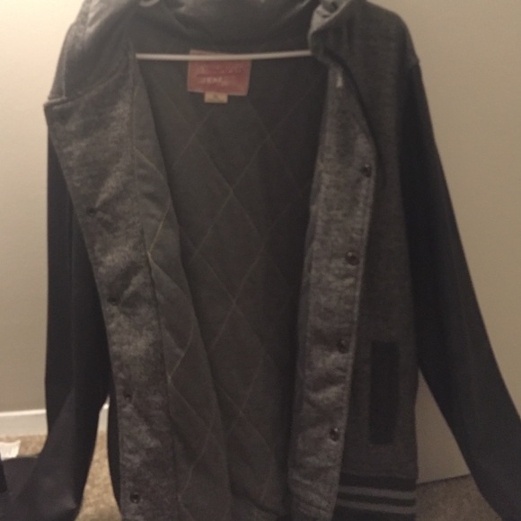 Jacket - Picture 2 of 3