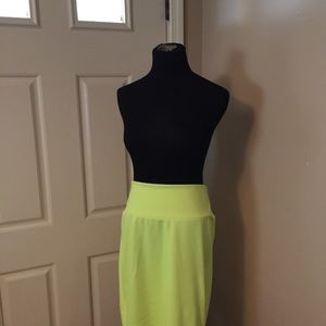 Large Lularoe Cassie