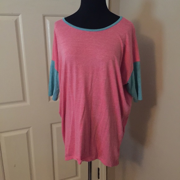 small Lularoe Irma tunic - Picture 1 of 1