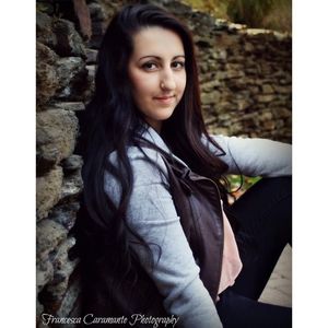 Meet your Posher, Danielle