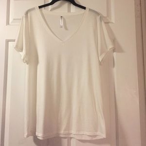 NWOT Fabletics workout VNeck Tee