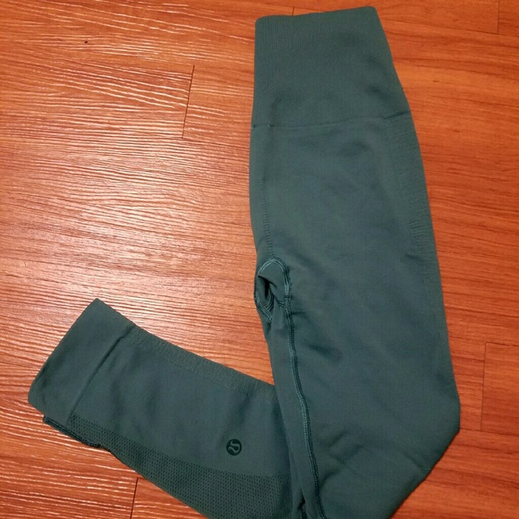 Lululemon pants