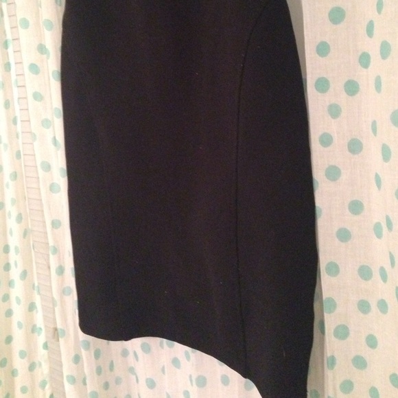 Perfect LBD - Picture 2 of 4