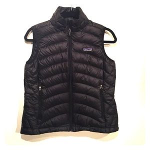 NWOT Women's Black Patagonia Down Sweater Vest