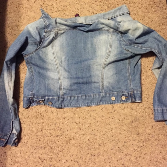 Jean jacket light wash - Picture 2 of 3