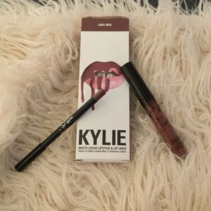 Kylie Jenner Lip Kit Love Bite