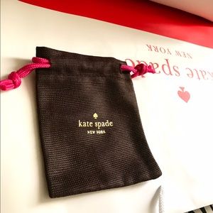 Meet your Posher, Nina