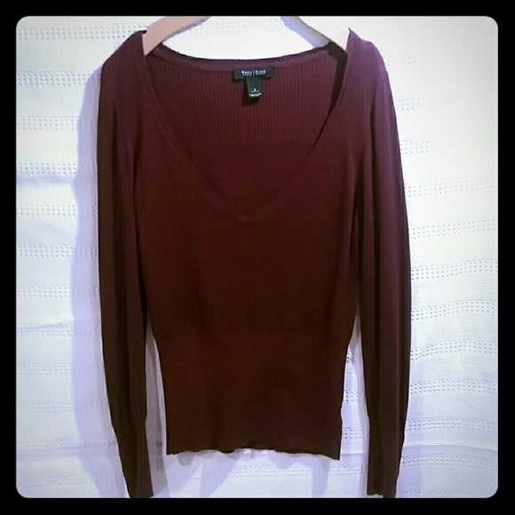 V neck sweater BHWM