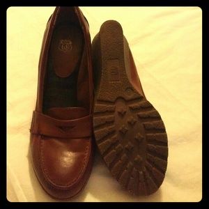 Leather wedge loafers
