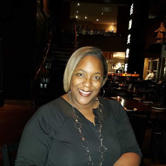 Meet your Posher, Kim - Picture 1 of 1