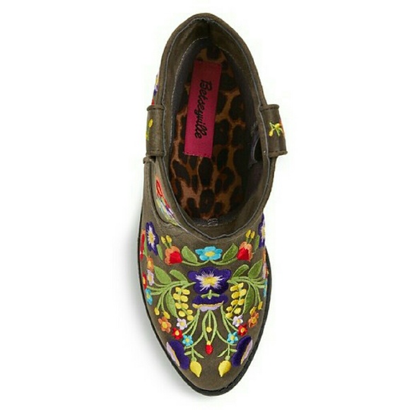 Girls' Betseyville Reece Floral Embroidered Cowboy - Picture 3 of 4