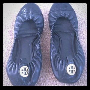 Toru burch flats